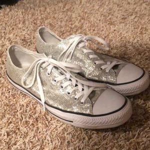 Men’s 11 Converse